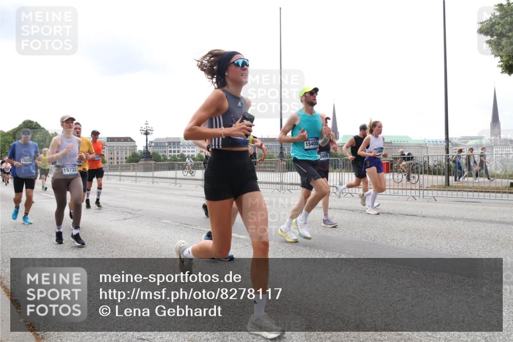 29.06.2025 - hella hamburg halbmarathon Lena Gebhardt http://msf.ph/oto/8278117 29.06.2025 10:35:11 Lombardsbrücke 15226, 15732, 15405, 3409, 1284, 1497, 1717, 1821, 1849, 2198, 2355, 2376, 2751, 3130, 3409, 3828, 3958, 4564, 4703, 4704, 4884, 5027, 5531, 5793, 6029, 6189, 6310, 6335, 6365, 6379, 6397, 6471, 6803, 6859, 7020, 7267, 7299, 7927, 8249, 8296, 8369, 8567, 8793, 9122, 9248, 10358, 10393, 10464, 10531, 10565, 10606, 11122, 11233, 11245, 11320, 11359, 11565, 11646, 11838, 11839, 11886, 12019, 12062, 12236, 12326, 12382, 12764 meine-sportfotos.de