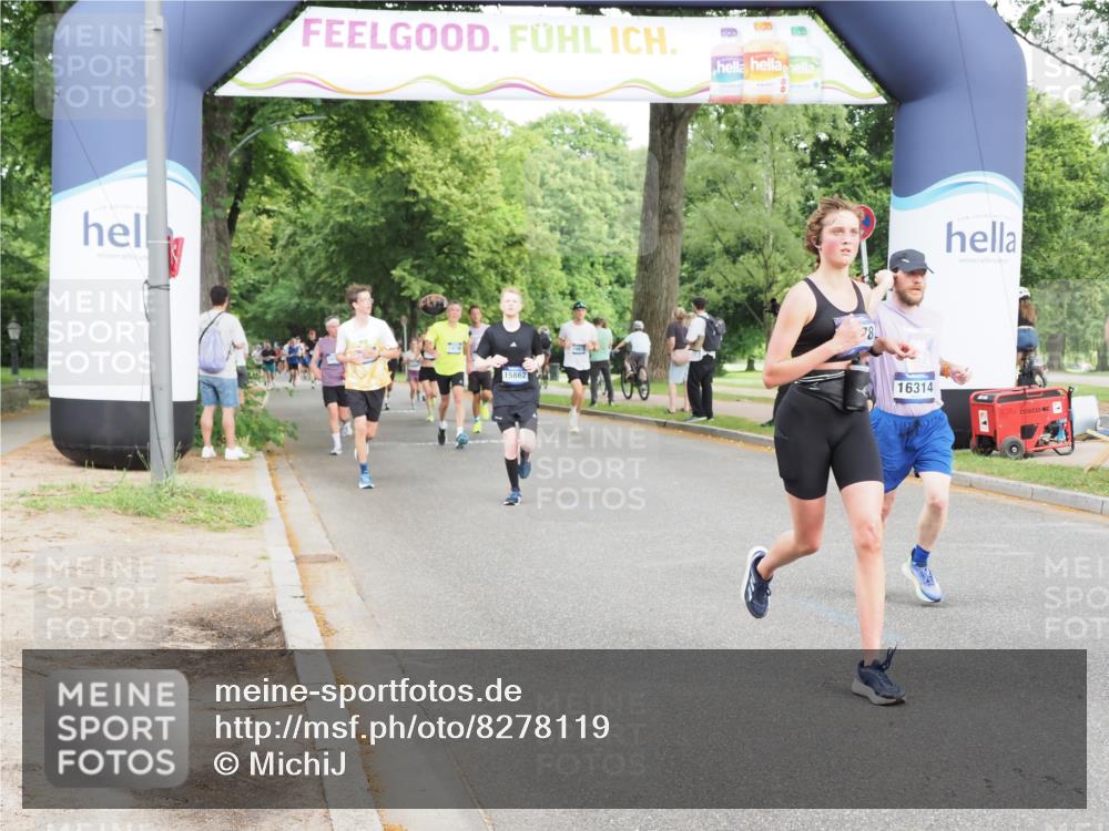 29.06.2025 - hella hamburg halbmarathon MichiJ http://msf.ph/oto/8278119 29.06.2025 10:31:51 Zwischen KM18-KM19 3437, 7185, 10237, 11778, 12776, 14667, 14849, 15862, 16301, 16314, 16997, 18678, 19038, 19051 meine-sportfotos.de