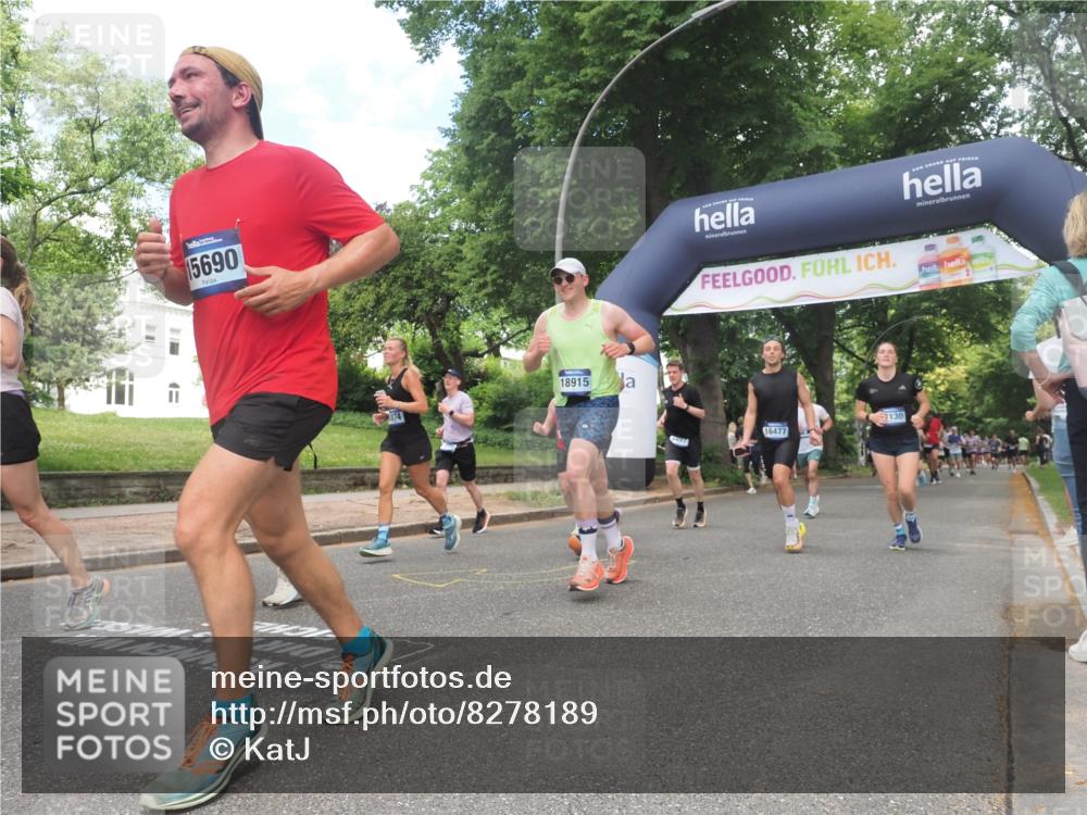 29.06.2025 - hella hamburg halbmarathon KatJ http://msf.ph/oto/8278189 29.06.2025 10:40:28 Zwischen KM18-KM19 1061, 1499, 1549, 2074, 4770, 6511, 6512, 6628, 6897, 7177, 7274 meine-sportfotos.de