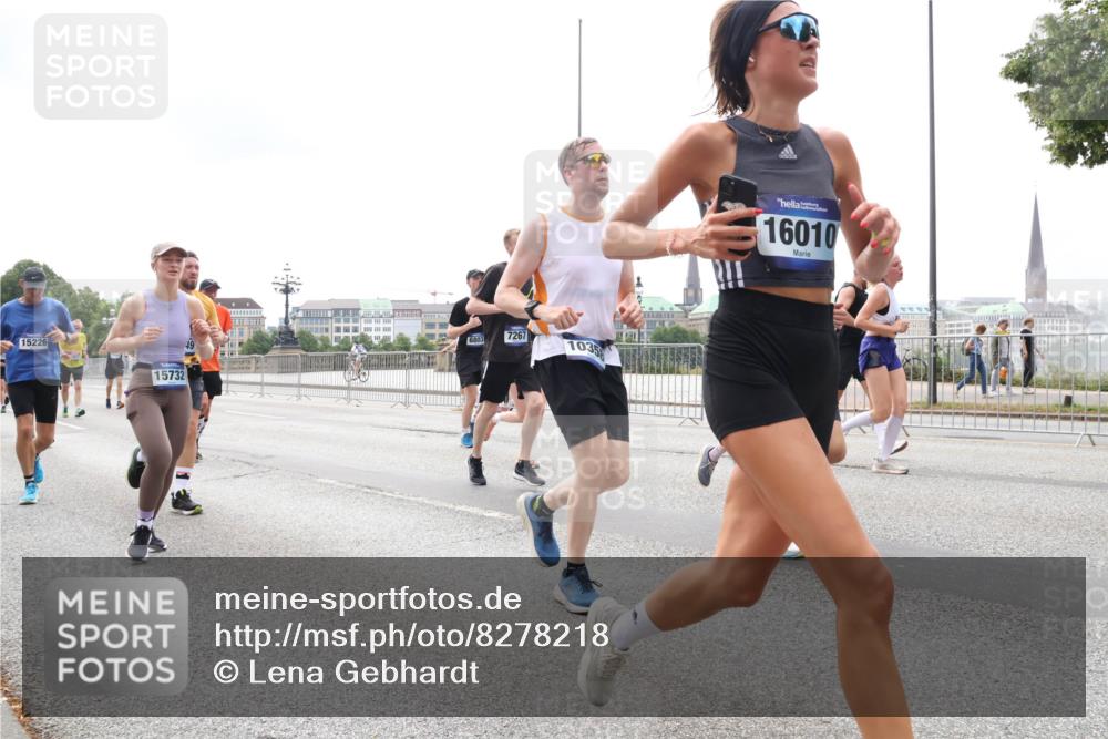 29.06.2025 - hella hamburg halbmarathon Lena Gebhardt http://msf.ph/oto/8278218 29.06.2025 10:35:12 Lombardsbrücke 15226, 15732, 7267, 1035, 16010, 1284, 1497, 1717, 1821, 1849, 2001, 2198, 2355, 2376, 2751, 3130, 3409, 3828, 3958, 4564, 4703, 4704, 4884, 4965, 5027, 5531, 5793, 6029, 6189, 6310, 6335, 6365, 6379, 6397, 6471, 6803, 6859, 7020, 7267, 7299, 7927, 8249, 8296, 8369, 8567, 8793, 9122, 9248, 10358, 10393, 10464, 10531, 10565, 10606, 11122, 11233, 11320, 11359, 11565, 11646, 11838, 11839, 11886, 12019, 12062, 12236, 12326, 12382, 12764 meine-sportfotos.de