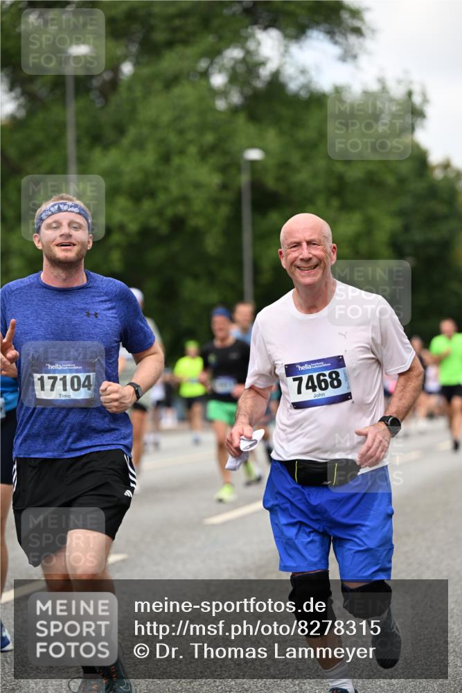29.06.2025 - hella hamburg halbmarathon Dr. Thomas Lammeyer http://msf.ph/oto/8278315 29.06.2025 10:36:36 Kennedybrücke 1640, 1987, 2268, 2349, 2943, 3022, 3365, 3707, 3753, 3778, 4365, 4605, 4857, 5783, 5871, 5941, 6218, 6228, 6252, 6312, 6315, 6642, 7387, 7468, 7531, 7789, 8072, 8073, 8124, 8303, 8625, 8840, 8914, 9010, 9125, 9188, 9206, 9765, 10013, 10111, 10203, 10354, 10470, 10624, 10828, 10924, 11076, 11205, 11225, 11248, 11362 meine-sportfotos.de