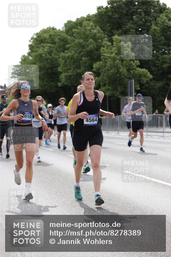 29.06.2025 - hella hamburg halbmarathon Jannik Wohlers http://msf.ph/oto/8278389 29.06.2025 10:34:45 Lombardsbrücke 1284, 1497, 1717, 1849, 2376, 2751, 3409, 3828, 4564, 5027, 5531, 6189, 6397, 6471, 6803, 7267, 7927, 9248, 10358, 10464, 10606, 11233, 11320, 11359, 11565, 11886, 12062, 12555, 12625, 13414, 13537, 13539, 13623, 13829, 14392, 14735, 15226, 15405, 15488, 15704, 15732, 15783, 16002, 16010, 16431, 16778, 16860, 17344, 17526, 17690, 17749, 18054, 18375, 18823 meine-sportfotos.de