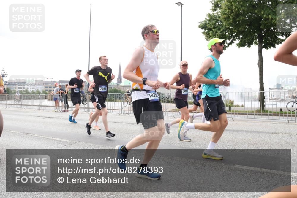 29.06.2025 - hella hamburg halbmarathon Lena Gebhardt http://msf.ph/oto/8278393 29.06.2025 10:35:12 Lombardsbrücke 6803, 7267, 10358, 3409, 1284, 1497, 1717, 1821, 1849, 2001, 2198, 2355, 2376, 2751, 3130, 3409, 3828, 3958, 4564, 4703, 4704, 4884, 4965, 5027, 5531, 5793, 6029, 6189, 6310, 6335, 6365, 6379, 6397, 6471, 6803, 6859, 7020, 7267, 7299, 7927, 8249, 8296, 8369, 8567, 8793, 9122, 9248, 10358, 10393, 10464, 10531, 10565, 10606, 11122, 11233, 11320, 11359, 11565, 11646, 11838, 11839, 11886, 12019, 12062, 12236, 12326, 12382, 12764 meine-sportfotos.de