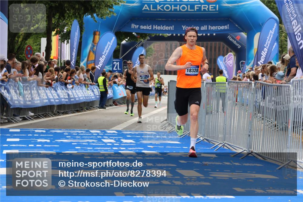 29.06.2025 - hella hamburg halbmarathon Strokosch-Dieckow http://msf.ph/oto/8278394 29.06.2025 10:22:56 Ziel 4128, 7862, 11624, 16548, 18328 meine-sportfotos.de