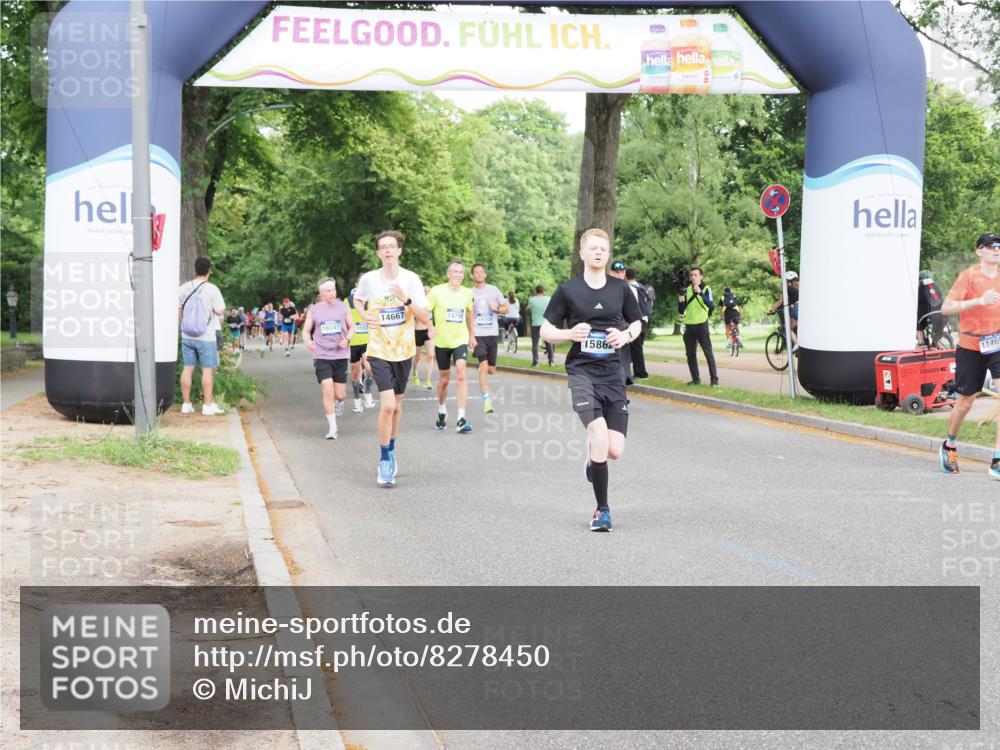 29.06.2025 - hella hamburg halbmarathon MichiJ http://msf.ph/oto/8278450 29.06.2025 10:31:53 Zwischen KM18-KM19 3109, 11469, 11778, 14667, 14798, 14849, 15862, 16105, 16301, 16314, 16547, 16997, 19051 meine-sportfotos.de