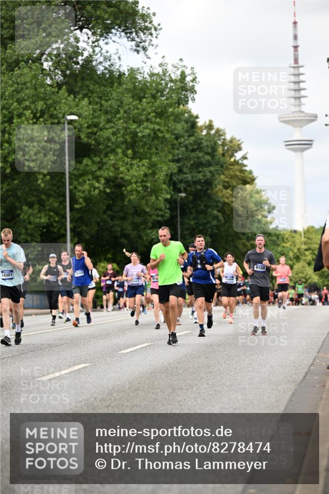 29.06.2025 - hella hamburg halbmarathon Dr. Thomas Lammeyer http://msf.ph/oto/8278474 29.06.2025 10:36:39 Kennedybrücke 1640, 1987, 2268, 2943, 3022, 3365, 3670, 3753, 4857, 5783, 5871, 5941, 6228, 6252, 6312, 6315, 6642, 7387, 7468, 7531, 7789, 8303, 8625, 8840, 8914, 9010, 9125, 9188, 9206, 9542, 9765, 10013, 10111, 10203, 10354, 10470, 10624, 10828, 11076, 11205, 11225, 11248, 11362 meine-sportfotos.de