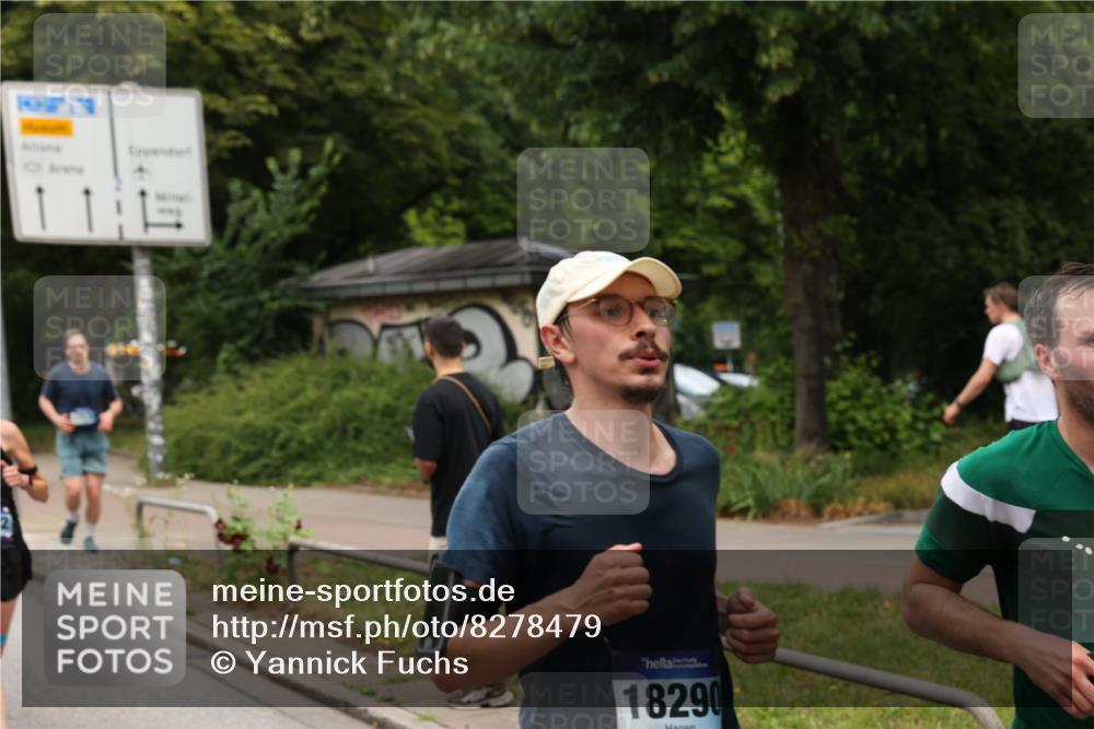 29.06.2025 - hella hamburg halbmarathon Yannick Fuchs http://msf.ph/oto/8278479 29.06.2025 10:49:33 20KM 1120, 1143, 1179, 1193, 1834, 2612, 3037, 3058, 3668, 4249, 4897, 5643, 5672, 6569, 6591, 6924, 7147, 7221, 7594, 7976, 8255, 8573, 8691, 9361, 9562, 10582, 11039, 11231, 12248, 12544, 12545, 13234, 13236, 13470, 14365, 15184, 15300, 15484, 15584, 15818, 15884, 16108, 16176, 16213, 16334, 16401, 16521, 16609, 16786, 17133, 17259, 17603, 17615, 17640, 17642, 17734, 17940, 18064, 18290, 18741, 18746, 18835, 19047, 19120 meine-sportfotos.de