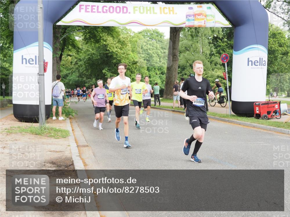 29.06.2025 - hella hamburg halbmarathon MichiJ http://msf.ph/oto/8278503 29.06.2025 10:31:53 Zwischen KM18-KM19 3109, 11469, 11778, 14667, 14798, 14849, 15862, 16105, 16301, 16314, 16547, 16997, 19051 meine-sportfotos.de