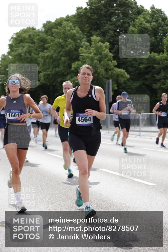 29.06.2025 - hella hamburg halbmarathon Jannik Wohlers http://msf.ph/oto/8278507 29.06.2025 10:34:46 Lombardsbrücke 1284, 1497, 1717, 1849, 2376, 2751, 3409, 3828, 3958, 4564, 5027, 5531, 6029, 6189, 6397, 6471, 6803, 7267, 7927, 10358, 10531, 11233, 11320, 11359, 11565, 11886, 12062, 12555, 12625, 13414, 13537, 13539, 13623, 13829, 14392, 14735, 15226, 15405, 15488, 15601, 15704, 15732, 15783, 16002, 16010, 16431, 16778, 16860, 17344, 17526, 17690, 17749, 18054, 18375, 18823 meine-sportfotos.de