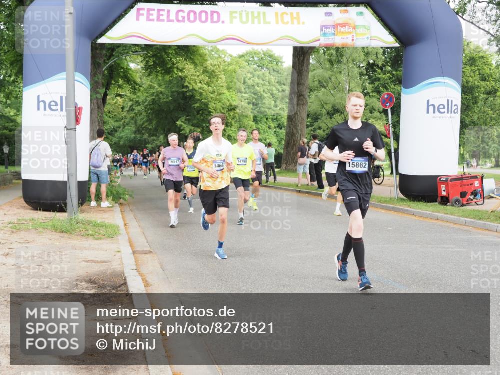 29.06.2025 - hella hamburg halbmarathon MichiJ http://msf.ph/oto/8278521 29.06.2025 10:31:53 Zwischen KM18-KM19 3109, 11469, 11778, 14667, 14798, 14849, 15862, 16105, 16301, 16314, 16547, 16997, 19051 meine-sportfotos.de
