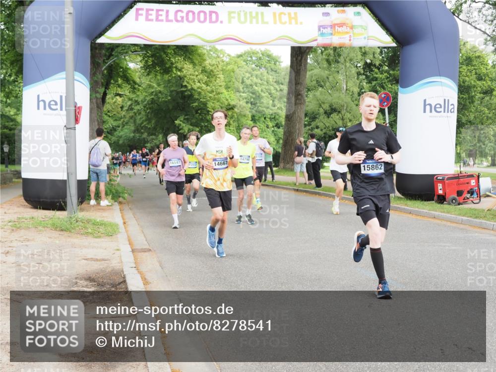 29.06.2025 - hella hamburg halbmarathon MichiJ http://msf.ph/oto/8278541 29.06.2025 10:31:53 Zwischen KM18-KM19 3109, 11469, 11778, 14667, 14798, 14849, 15862, 16105, 16301, 16314, 16547, 16997, 19051 meine-sportfotos.de