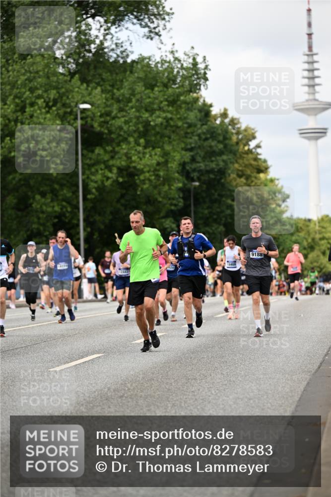 29.06.2025 - hella hamburg halbmarathon Dr. Thomas Lammeyer http://msf.ph/oto/8278583 29.06.2025 10:36:40 Kennedybrücke 1237, 1640, 2268, 3022, 3365, 3670, 3753, 4857, 5783, 5871, 5941, 6228, 6252, 6312, 6315, 6642, 7387, 7468, 7531, 7749, 7789, 8303, 8625, 8840, 8914, 9010, 9125, 9188, 9206, 9542, 9765, 10013, 10111, 10203, 10354, 10470, 10624, 10828, 11076, 11205, 11225, 11248, 11362 meine-sportfotos.de