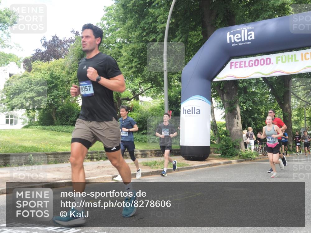 29.06.2025 - hella hamburg halbmarathon KatJ http://msf.ph/oto/8278606 29.06.2025 10:40:32 Zwischen KM18-KM19 1061, 1499, 2074, 6628, 6877, 6897, 7232 meine-sportfotos.de