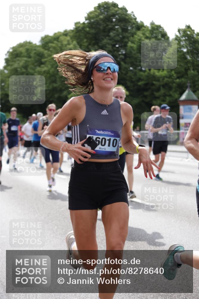29.06.2025 - hella hamburg halbmarathon Jannik Wohlers http://msf.ph/oto/8278640 29.06.2025 10:34:47 Lombardsbrücke 1284, 1497, 1717, 1849, 2198, 2376, 2751, 3409, 3828, 3958, 4564, 5027, 5531, 6029, 6189, 6397, 6471, 6803, 7267, 7927, 8296, 10358, 10531, 11233, 11320, 11359, 11565, 11886, 12062, 12338, 12625, 13414, 13537, 13539, 13623, 13829, 14392, 14735, 15211, 15226, 15405, 15488, 15601, 15704, 15732, 15783, 16002, 16010, 16431, 16778, 16860, 17344, 17526, 17690, 17749, 18054, 18375, 18823, 19061 meine-sportfotos.de