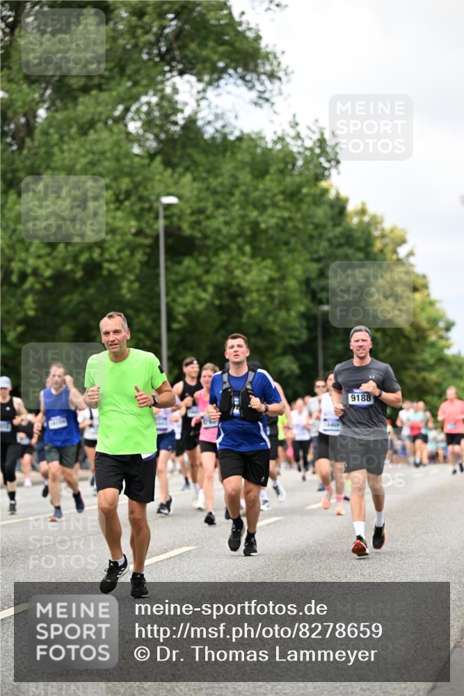 29.06.2025 - hella hamburg halbmarathon Dr. Thomas Lammeyer http://msf.ph/oto/8278659 29.06.2025 10:36:42 Kennedybrücke 1237, 1640, 1647, 2268, 3022, 3365, 3660, 3670, 3753, 4857, 5110, 5783, 5871, 5941, 6228, 6252, 6312, 6315, 6642, 7387, 7468, 7531, 7749, 7789, 8625, 8840, 8914, 9010, 9125, 9188, 9206, 9542, 9765, 10013, 10111, 10203, 10354, 10470, 10624, 10828, 11076, 11205, 11225, 11248, 11362 meine-sportfotos.de