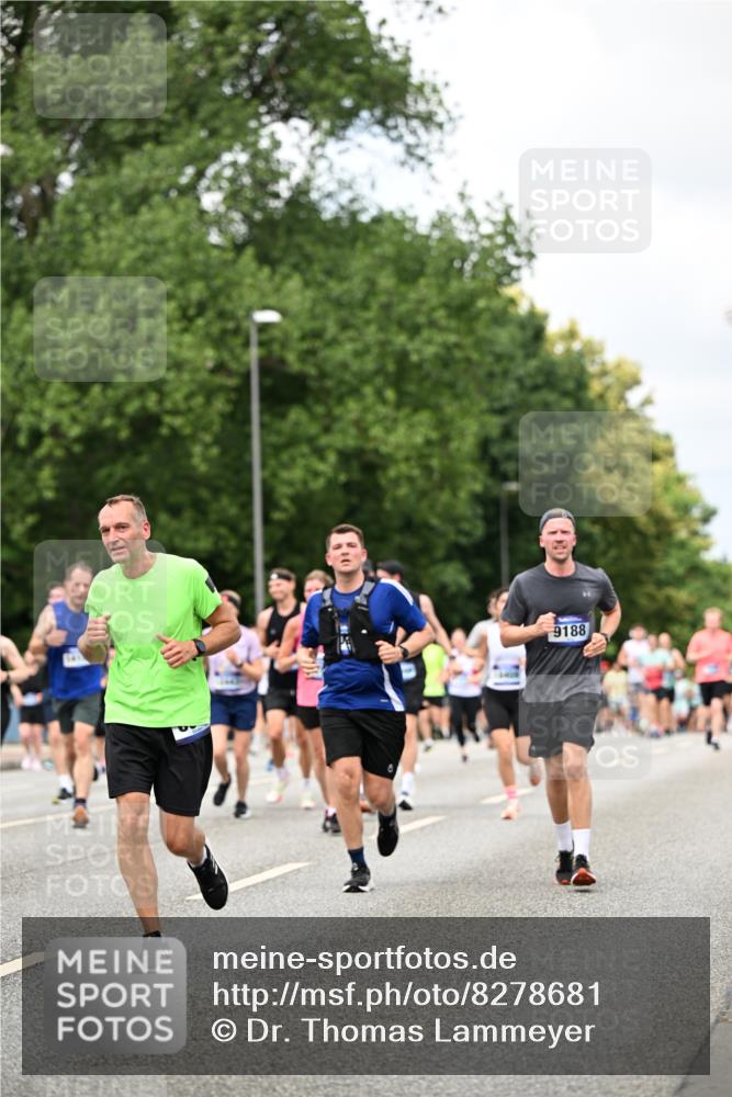 29.06.2025 - hella hamburg halbmarathon Dr. Thomas Lammeyer http://msf.ph/oto/8278681 29.06.2025 10:36:42 Kennedybrücke 1237, 1640, 1647, 2268, 3022, 3365, 3660, 3670, 3753, 4857, 5110, 5783, 5871, 5941, 6228, 6252, 6312, 6315, 6642, 7387, 7468, 7531, 7749, 7789, 8625, 8840, 8914, 9010, 9125, 9188, 9206, 9542, 9765, 10013, 10111, 10203, 10354, 10470, 10624, 10828, 11076, 11205, 11225, 11248, 11362 meine-sportfotos.de