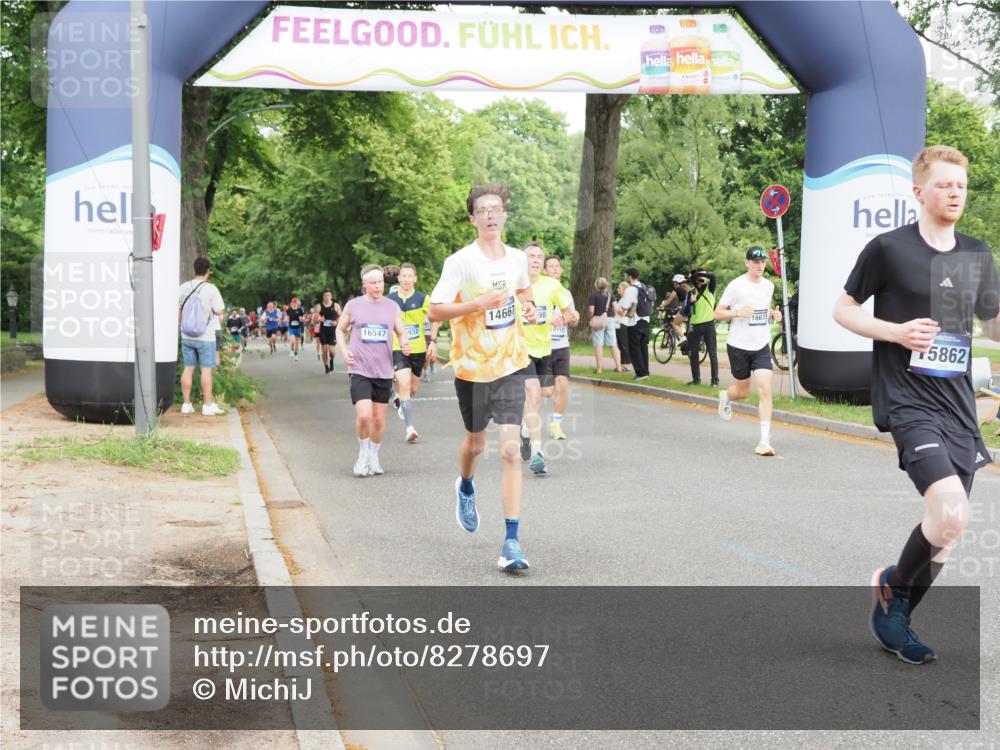 29.06.2025 - hella hamburg halbmarathon MichiJ http://msf.ph/oto/8278697 29.06.2025 10:31:54 Zwischen KM18-KM19 3109, 11469, 11778, 14667, 14798, 14849, 15862, 15932, 16105, 16301, 16314, 16547, 16997 meine-sportfotos.de
