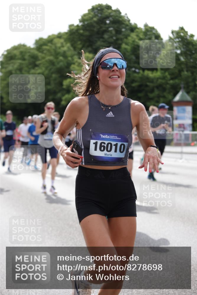 29.06.2025 - hella hamburg halbmarathon Jannik Wohlers http://msf.ph/oto/8278698 29.06.2025 10:34:47 Lombardsbrücke 1284, 1497, 1717, 1849, 2198, 2376, 2751, 3409, 3828, 3958, 4564, 5027, 5531, 6029, 6189, 6397, 6471, 6803, 7267, 7927, 8296, 10358, 10531, 11233, 11320, 11359, 11565, 11886, 12062, 12338, 12625, 13414, 13537, 13539, 13623, 13829, 14392, 14735, 15211, 15226, 15405, 15488, 15601, 15704, 15732, 15783, 16002, 16010, 16431, 16778, 16860, 17344, 17526, 17690, 17749, 18054, 18375, 18823, 19061 meine-sportfotos.de