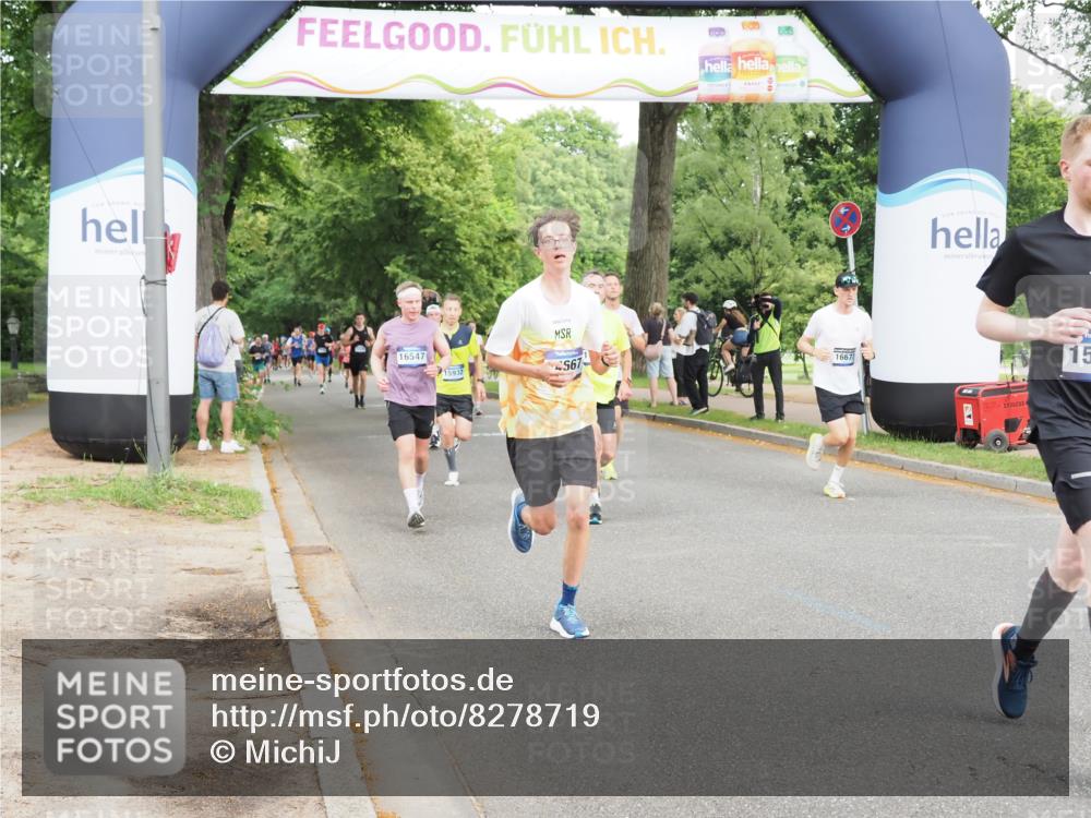 29.06.2025 - hella hamburg halbmarathon MichiJ http://msf.ph/oto/8278719 29.06.2025 10:31:54 Zwischen KM18-KM19 3109, 11469, 11778, 14667, 14798, 14849, 15862, 15932, 16105, 16301, 16314, 16547, 16997 meine-sportfotos.de