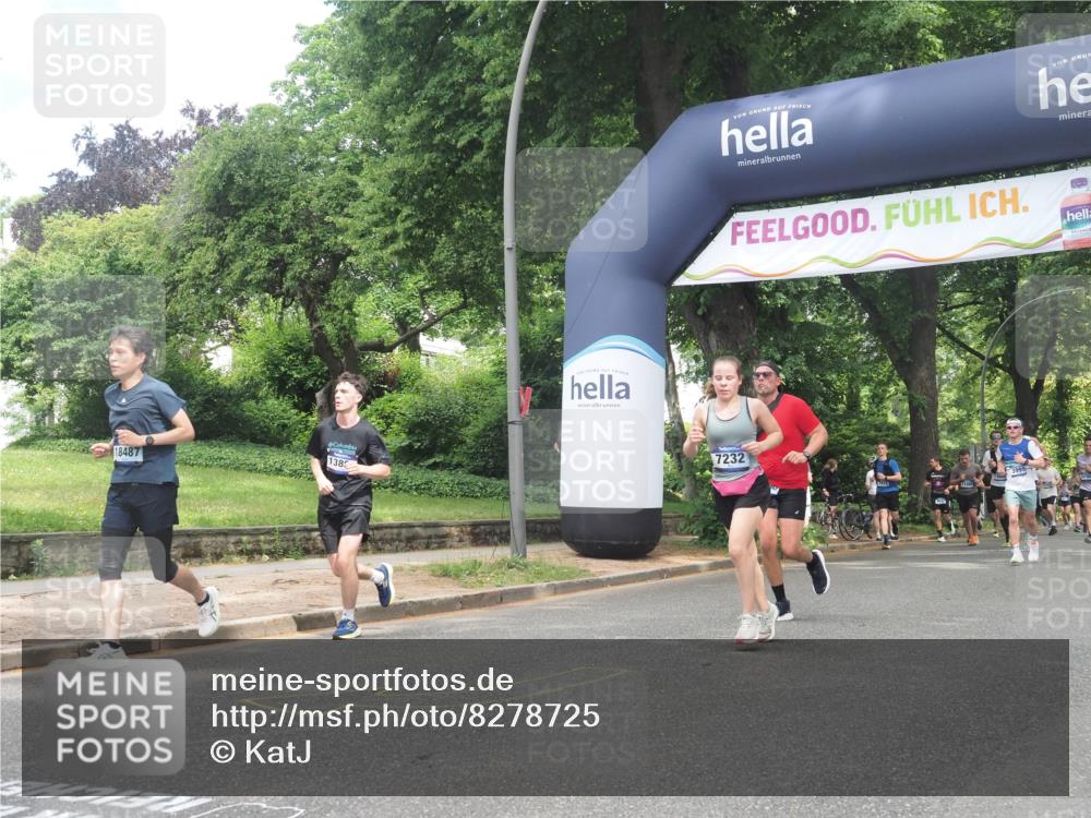 29.06.2025 - hella hamburg halbmarathon KatJ http://msf.ph/oto/8278725 29.06.2025 10:40:33 Zwischen KM18-KM19 1499, 2074, 3999, 6877, 6897, 7232 meine-sportfotos.de