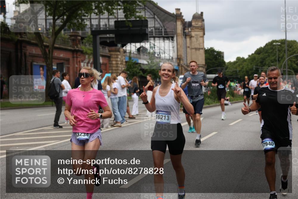 29.06.2025 - hella hamburg halbmarathon Yannick Fuchs http://msf.ph/oto/8278828 29.06.2025 10:49:34 20KM 1120, 1143, 1179, 1193, 1834, 2612, 3037, 3058, 3668, 4249, 4897, 5643, 5672, 6569, 6591, 6924, 7147, 7221, 7594, 7976, 8255, 8573, 8691, 9361, 9562, 10582, 11039, 11231, 12248, 12544, 12545, 13234, 13236, 13470, 14365, 15184, 15300, 15484, 15584, 15818, 15884, 16108, 16176, 16213, 16334, 16401, 16521, 16609, 16786, 17133, 17259, 17603, 17615, 17640, 17642, 17734, 17940, 18064, 18290, 18741, 18746, 18835, 19047, 19120 meine-sportfotos.de