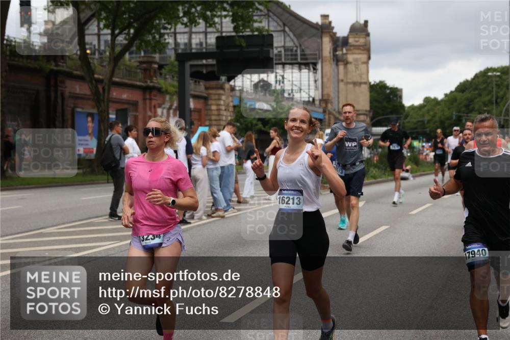 29.06.2025 - hella hamburg halbmarathon Yannick Fuchs http://msf.ph/oto/8278848 29.06.2025 10:49:34 20KM 1120, 1143, 1179, 1193, 1834, 2612, 3037, 3058, 3668, 4249, 4897, 5643, 5672, 6569, 6591, 6924, 7147, 7221, 7594, 7976, 8255, 8573, 8691, 9361, 9562, 10582, 11039, 11231, 12248, 12544, 12545, 13234, 13236, 13470, 14365, 15184, 15300, 15484, 15584, 15818, 15884, 16108, 16176, 16213, 16334, 16401, 16521, 16609, 16786, 17133, 17259, 17603, 17615, 17640, 17642, 17734, 17940, 18064, 18290, 18741, 18746, 18835, 19047, 19120 meine-sportfotos.de