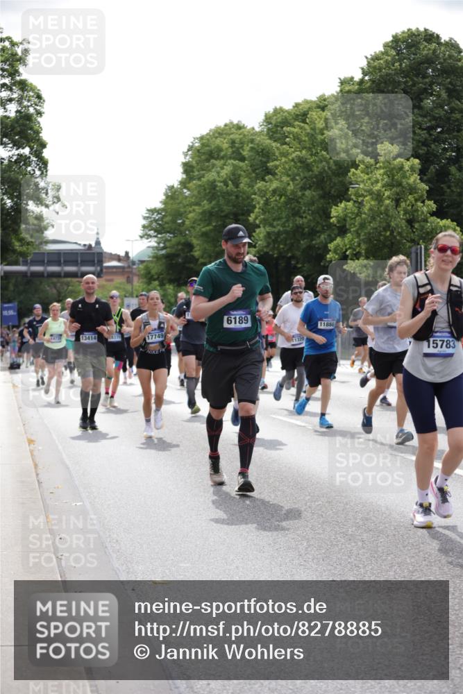 29.06.2025 - hella hamburg halbmarathon Jannik Wohlers http://msf.ph/oto/8278885 29.06.2025 10:34:48 Lombardsbrücke 1284, 1497, 1717, 1849, 2198, 2376, 2751, 3409, 3828, 3958, 4564, 5027, 5531, 6029, 6189, 6471, 6803, 6859, 7267, 7927, 8296, 10358, 10531, 11233, 11320, 11359, 11565, 11886, 12062, 12326, 12338, 12625, 13414, 13537, 13539, 13623, 13829, 14392, 14735, 15211, 15226, 15405, 15601, 15704, 15732, 15783, 16002, 16010, 16431, 16690, 16778, 16860, 17344, 17526, 17690, 17749, 18054, 18375, 18823, 19061 meine-sportfotos.de