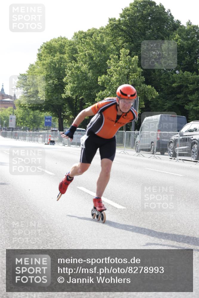 29.06.2025 - hella hamburg halbmarathon Jannik Wohlers http://msf.ph/oto/8278993 29.06.2025 08:52:39 Lombardsbrücke  meine-sportfotos.de