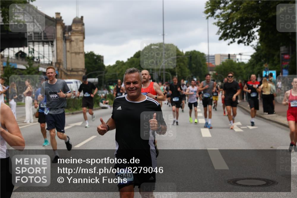 29.06.2025 - hella hamburg halbmarathon Yannick Fuchs http://msf.ph/oto/8279046 29.06.2025 10:49:34 20KM 1120, 1143, 1179, 1193, 1834, 2612, 3037, 3058, 3668, 4249, 4897, 5643, 5672, 6569, 6591, 6924, 7147, 7221, 7594, 7976, 8255, 8573, 8691, 9361, 9562, 10582, 11039, 11231, 12248, 12544, 12545, 13234, 13236, 13470, 14365, 15184, 15300, 15484, 15584, 15818, 15884, 16108, 16176, 16213, 16334, 16401, 16521, 16609, 16786, 17133, 17259, 17603, 17615, 17640, 17642, 17734, 17940, 18064, 18290, 18741, 18746, 18835, 19047, 19120 meine-sportfotos.de