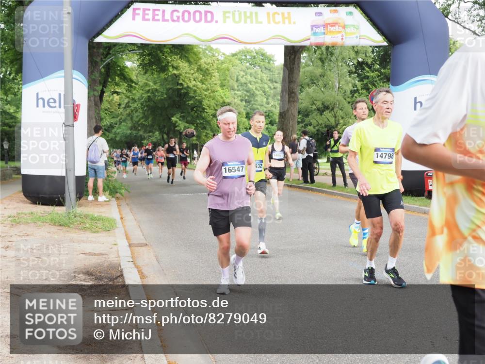 29.06.2025 - hella hamburg halbmarathon MichiJ http://msf.ph/oto/8279049 29.06.2025 10:31:56 Zwischen KM18-KM19 3109, 11469, 11778, 14667, 14798, 14849, 14861, 15862, 15932, 16105, 16301, 16314, 16547, 16677, 16997, 18775 meine-sportfotos.de
