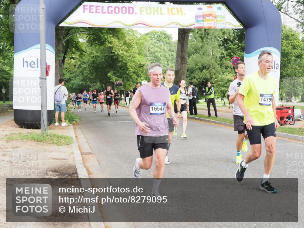 29.06.2025 - hella hamburg halbmarathon MichiJ http://msf.ph/oto/8279095 29.06.2025 10:31:56 Zwischen KM18-KM19 3109, 11469, 11778, 14667, 14798, 14849, 14861, 15862, 15932, 16105, 16301, 16314, 16547, 16677, 16997, 18775 meine-sportfotos.de