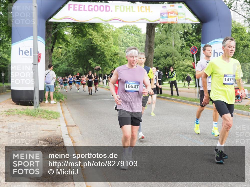 29.06.2025 - hella hamburg halbmarathon MichiJ http://msf.ph/oto/8279103 29.06.2025 10:31:56 Zwischen KM18-KM19 3109, 11469, 11778, 14667, 14798, 14849, 14861, 15862, 15932, 16105, 16301, 16314, 16547, 16677, 16997, 18775 meine-sportfotos.de