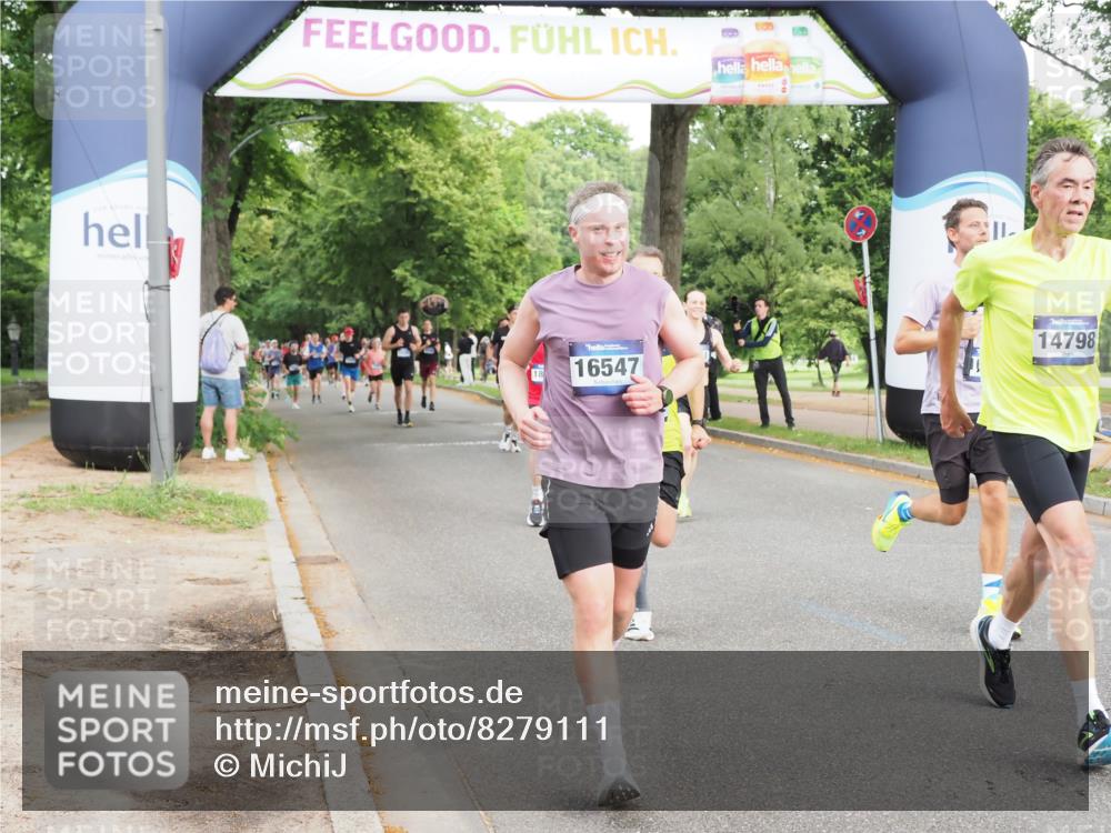 29.06.2025 - hella hamburg halbmarathon MichiJ http://msf.ph/oto/8279111 29.06.2025 10:31:56 Zwischen KM18-KM19 3109, 11469, 11778, 14667, 14798, 14849, 14861, 15862, 15932, 16105, 16301, 16314, 16547, 16677, 16997, 18775 meine-sportfotos.de