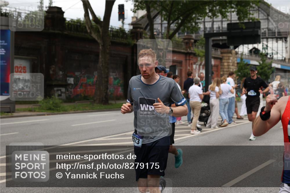 29.06.2025 - hella hamburg halbmarathon Yannick Fuchs http://msf.ph/oto/8279175 29.06.2025 10:49:36 20KM 1179, 1193, 1834, 2612, 3037, 3058, 3668, 4249, 4897, 5643, 5672, 6569, 6591, 6924, 7147, 7221, 7594, 7976, 8255, 8573, 8691, 9361, 9562, 10582, 11039, 11231, 12196, 12248, 12545, 13234, 13236, 13470, 14365, 15184, 15300, 15484, 15584, 15818, 15884, 16108, 16176, 16213, 16334, 16401, 16521, 16609, 16786, 17133, 17259, 17603, 17615, 17640, 17642, 17734, 17940, 18064, 18212, 18290, 18741, 18746, 18835, 19047, 19120 meine-sportfotos.de
