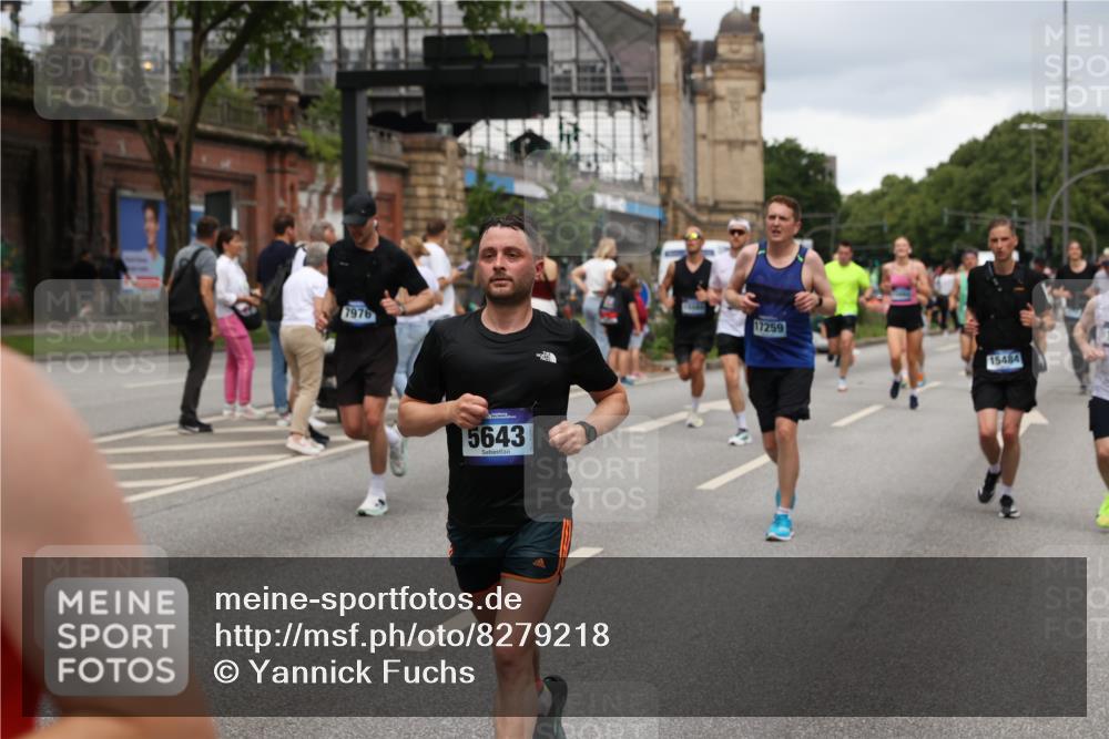 29.06.2025 - hella hamburg halbmarathon Yannick Fuchs http://msf.ph/oto/8279218 29.06.2025 10:49:37 20KM 1179, 1193, 1834, 2612, 3037, 3058, 3668, 4249, 4897, 5643, 5672, 6569, 6591, 6924, 7147, 7221, 7594, 7976, 8255, 8573, 8691, 9361, 9562, 10582, 11039, 11231, 12196, 12545, 13234, 13236, 13470, 13474, 14365, 15184, 15300, 15484, 15584, 15818, 15884, 16176, 16213, 16401, 16521, 16609, 16786, 17133, 17259, 17615, 17640, 17642, 17734, 17940, 18064, 18212, 18290, 18741, 18746, 18835, 19047, 19120 meine-sportfotos.de