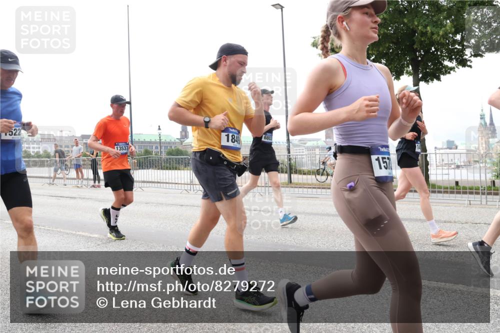 29.06.2025 - hella hamburg halbmarathon Lena Gebhardt http://msf.ph/oto/8279272 29.06.2025 10:35:13 Lombardsbrücke 522, 13537, 1849, 6803, 157, 1284, 1497, 1717, 1821, 1849, 2001, 2198, 2355, 2376, 2751, 3130, 3409, 3828, 3958, 4333, 4564, 4703, 4704, 4884, 4965, 5027, 5531, 5793, 6029, 6189, 6310, 6335, 6365, 6379, 6397, 6471, 6746, 6803, 6859, 7020, 7267, 7299, 7927, 8249, 8296, 8369, 8567, 8793, 9122, 9248, 9470, 10358, 10393, 10464, 10531, 10565, 10606, 11122, 11233, 11320, 11359, 11565, 11646, 11838, 11839, 11886, 12019, 12062, 12236, 12326, 12382, 12764 meine-sportfotos.de