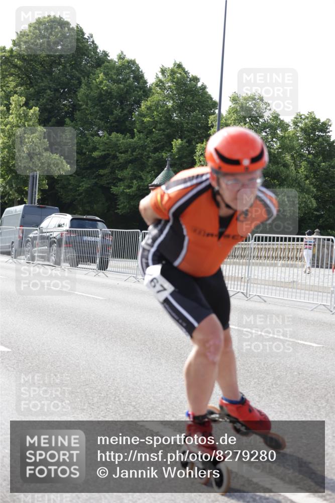 29.06.2025 - hella hamburg halbmarathon Jannik Wohlers http://msf.ph/oto/8279280 29.06.2025 08:52:39 Lombardsbrücke  meine-sportfotos.de