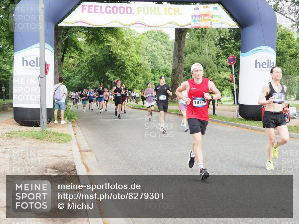 29.06.2025 - hella hamburg halbmarathon MichiJ http://msf.ph/oto/8279301 29.06.2025 10:31:58 Zwischen KM18-KM19 3109, 3124, 11469, 14667, 14798, 14861, 15862, 15932, 16105, 16301, 16314, 16547, 16677, 18775 meine-sportfotos.de