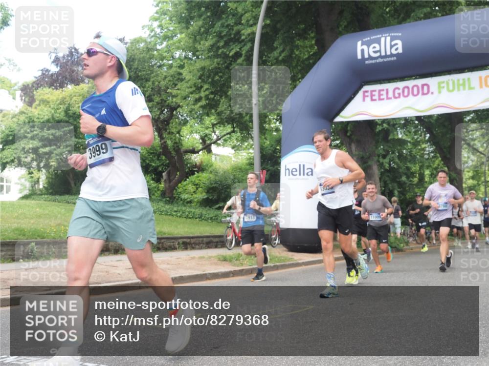 29.06.2025 - hella hamburg halbmarathon KatJ http://msf.ph/oto/8279368 29.06.2025 10:40:37 Zwischen KM18-KM19 3334, 3999, 6877, 7232, 7918 meine-sportfotos.de