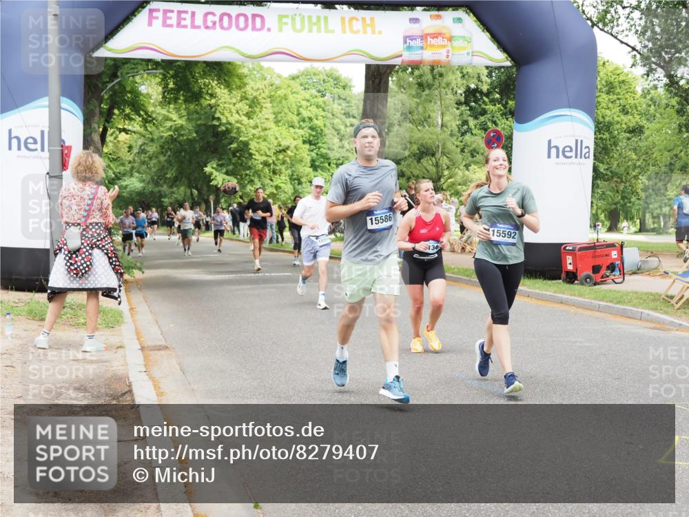 29.06.2025 - hella hamburg halbmarathon MichiJ http://msf.ph/oto/8279407 29.06.2025 10:57:30 Zwischen KM18-KM19 2990, 5423, 13788, 15586, 16134, 17472, 18493, 18957 meine-sportfotos.de