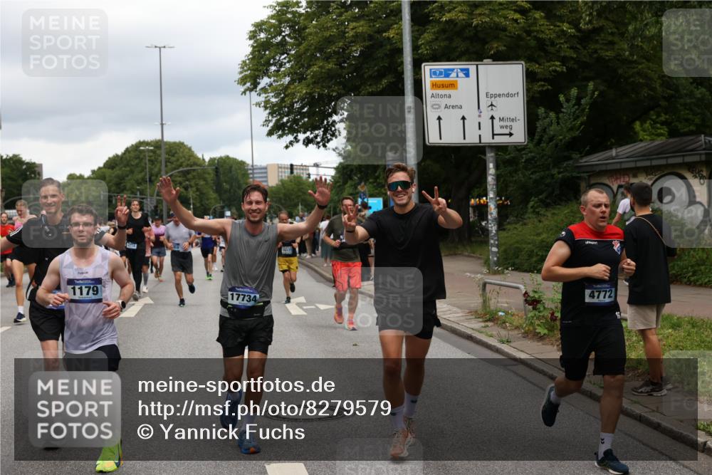 29.06.2025 - hella hamburg halbmarathon Yannick Fuchs http://msf.ph/oto/8279579 29.06.2025 10:49:39 20KM 1179, 1193, 1834, 2612, 3037, 3058, 3668, 4249, 4951, 5643, 5672, 6569, 6591, 6924, 7147, 7221, 7594, 7976, 8255, 8573, 8691, 9361, 9562, 10582, 11039, 11231, 12196, 12545, 13234, 13236, 13470, 13474, 14365, 15184, 15300, 15484, 15584, 15818, 15884, 16176, 16213, 16401, 16521, 16786, 17133, 17259, 17615, 17640, 17642, 17734, 17940, 18064, 18212, 18290, 18340, 18495, 18741, 18746, 18835, 19047, 19120, 19152 meine-sportfotos.de
