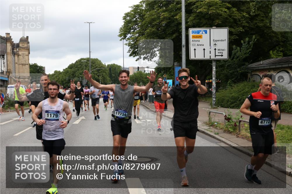 29.06.2025 - hella hamburg halbmarathon Yannick Fuchs http://msf.ph/oto/8279607 29.06.2025 10:49:39 20KM 1179, 1193, 1834, 2612, 3037, 3058, 3668, 4249, 4951, 5643, 5672, 6569, 6591, 6924, 7147, 7221, 7594, 7976, 8255, 8573, 8691, 9361, 9562, 10582, 11039, 11231, 12196, 12545, 13234, 13236, 13470, 13474, 14365, 15184, 15300, 15484, 15584, 15818, 15884, 16176, 16213, 16401, 16521, 16786, 17133, 17259, 17615, 17640, 17642, 17734, 17940, 18064, 18212, 18290, 18340, 18495, 18741, 18746, 18835, 19047, 19120, 19152 meine-sportfotos.de