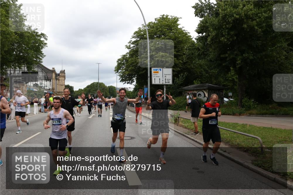 29.06.2025 - hella hamburg halbmarathon Yannick Fuchs http://msf.ph/oto/8279715 29.06.2025 10:49:39 20KM 1179, 1193, 1834, 2612, 3037, 3058, 3668, 4249, 4951, 5643, 5672, 6569, 6591, 6924, 7147, 7221, 7594, 7976, 8255, 8573, 8691, 9361, 9562, 10582, 11039, 11231, 12196, 12545, 13234, 13236, 13470, 13474, 14365, 15184, 15300, 15484, 15584, 15818, 15884, 16176, 16213, 16401, 16521, 16786, 17133, 17259, 17615, 17640, 17642, 17734, 17940, 18064, 18212, 18290, 18340, 18495, 18741, 18746, 18835, 19047, 19120, 19152 meine-sportfotos.de