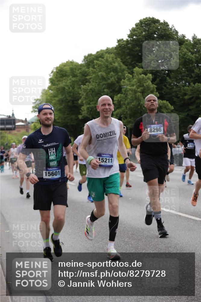 29.06.2025 - hella hamburg halbmarathon Jannik Wohlers http://msf.ph/oto/8279728 29.06.2025 10:34:57 Lombardsbrücke 1717, 1821, 2001, 2198, 2376, 2751, 3828, 3958, 4333, 4564, 4703, 4704, 4965, 5027, 5531, 5793, 6029, 6189, 6365, 6471, 6746, 6859, 7267, 7927, 8249, 8296, 8567, 9470, 10393, 10531, 10565, 11233, 11320, 11359, 11565, 11838, 11839, 11886, 12062, 12326, 12338, 12625, 13414, 13539, 13805, 14392, 14735, 15211, 15601, 15704, 15783, 16002, 16010, 16431, 16690, 16710, 16860, 17331, 17526, 17689, 17690, 17749, 17935, 17974, 18054, 18269, 18375, 18823, 18912, 19061 meine-sportfotos.de