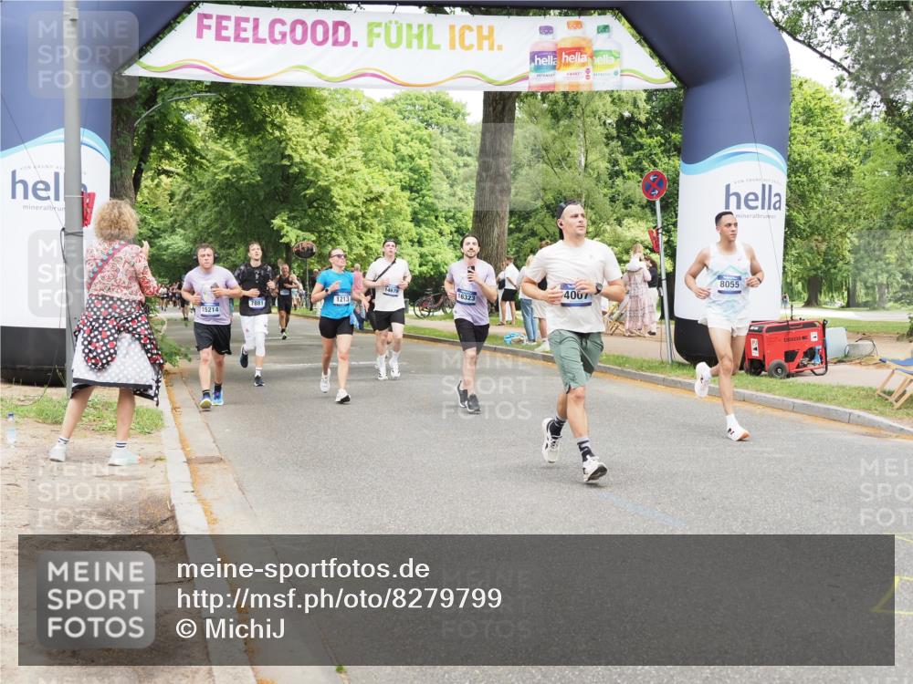 29.06.2025 - hella hamburg halbmarathon MichiJ http://msf.ph/oto/8279799 29.06.2025 10:57:37 Zwischen KM18-KM19 1213, 2110, 4007, 8055, 14679, 15531, 16323, 18957 meine-sportfotos.de