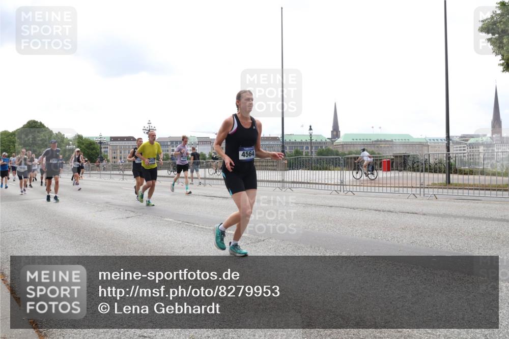 29.06.2025 - hella hamburg halbmarathon Lena Gebhardt http://msf.ph/oto/8279953 29.06.2025 10:35:15 Lombardsbrücke 13539, 1769, 5027, 4564, 1284, 1497, 1717, 1821, 1849, 2001, 2198, 2355, 2376, 2751, 3409, 3828, 3958, 4333, 4564, 4703, 4704, 4884, 4965, 5027, 5240, 5531, 5793, 6029, 6189, 6310, 6335, 6365, 6379, 6397, 6471, 6746, 6803, 6859, 7020, 7267, 7299, 7927, 8249, 8296, 8369, 8567, 8793, 9248, 9470, 10358, 10393, 10464, 10531, 10565, 10606, 11122, 11233, 11320, 11359, 11565, 11646, 11838, 11839, 11886, 12019, 12062, 12236, 12326, 12764 meine-sportfotos.de