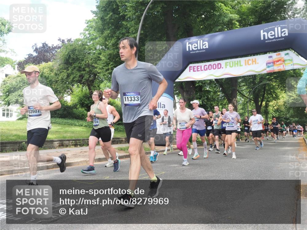 29.06.2025 - hella hamburg halbmarathon KatJ http://msf.ph/oto/8279969 29.06.2025 10:40:42 Zwischen KM18-KM19 1267, 3334, 5077, 6723, 7509, 7918, 8335 meine-sportfotos.de