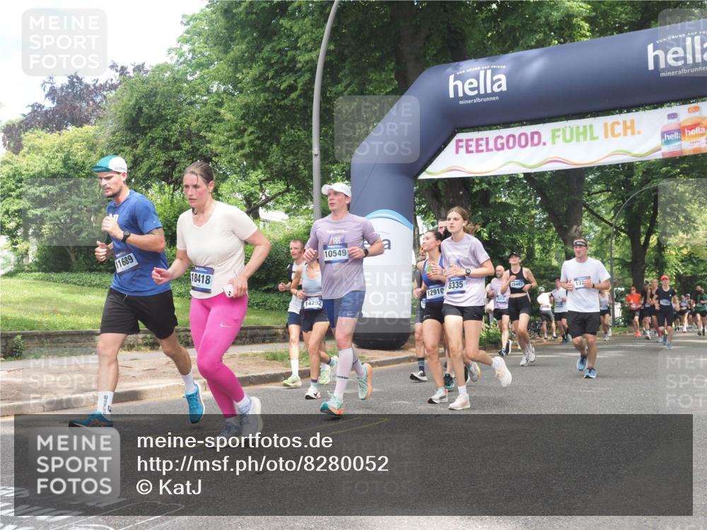 29.06.2025 - hella hamburg halbmarathon KatJ http://msf.ph/oto/8280052 29.06.2025 10:40:43 Zwischen KM18-KM19 1267, 3334, 5077, 6723, 7509, 7918, 8335 meine-sportfotos.de