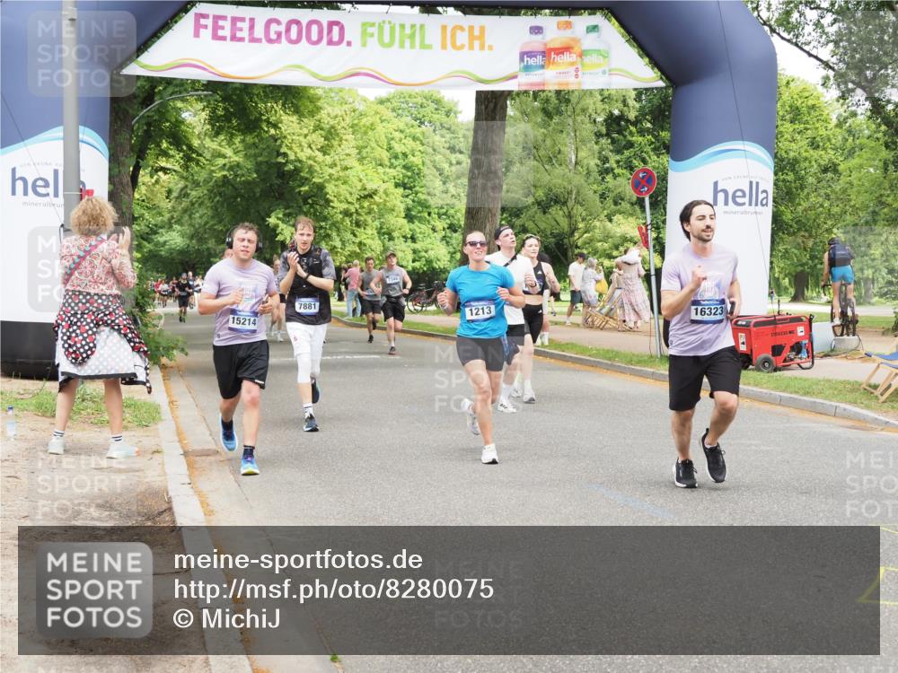 29.06.2025 - hella hamburg halbmarathon MichiJ http://msf.ph/oto/8280075 29.06.2025 10:57:39 Zwischen KM18-KM19 1213, 2110, 4007, 7881, 8055, 14679, 15214, 15531, 16323, 16938 meine-sportfotos.de