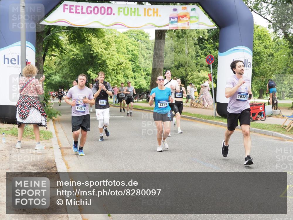 29.06.2025 - hella hamburg halbmarathon MichiJ http://msf.ph/oto/8280097 29.06.2025 10:57:39 Zwischen KM18-KM19 1213, 2110, 4007, 7881, 8055, 14679, 15214, 15531, 16323, 16938 meine-sportfotos.de